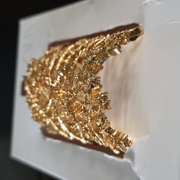 ZARA Coral Cuff Bracelet - Picture 10 of 16